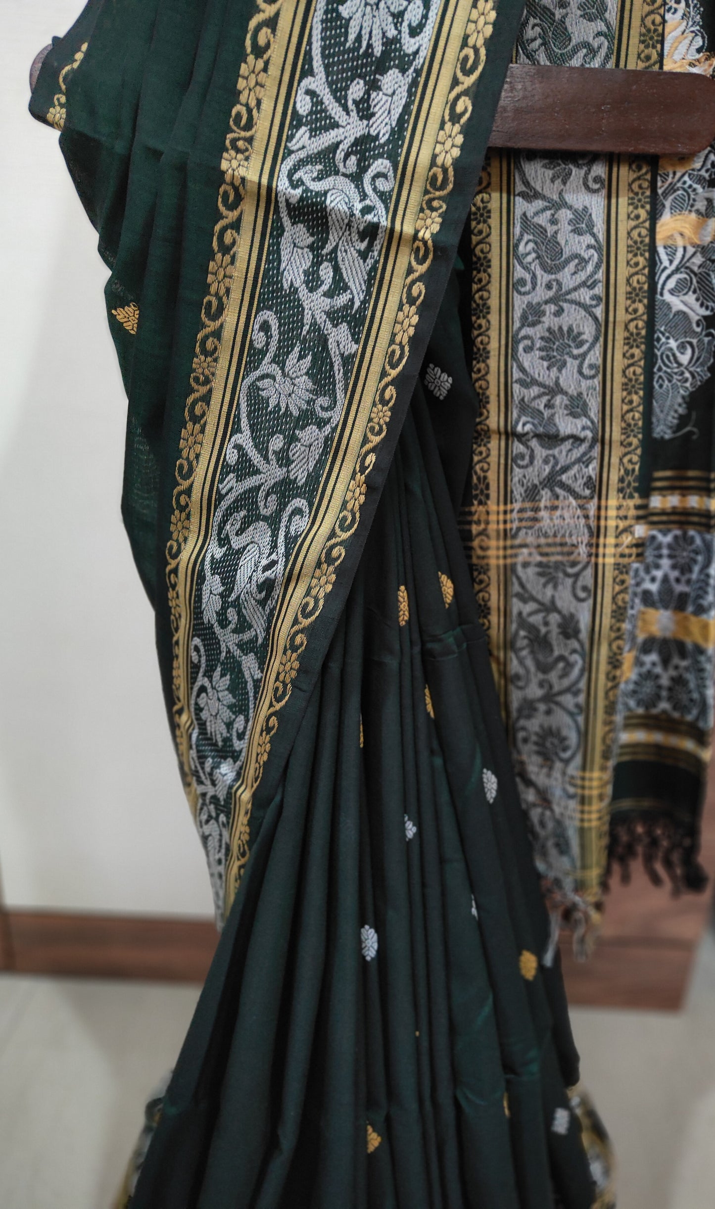 Aarika – Forest Green Rich Cotton Saree