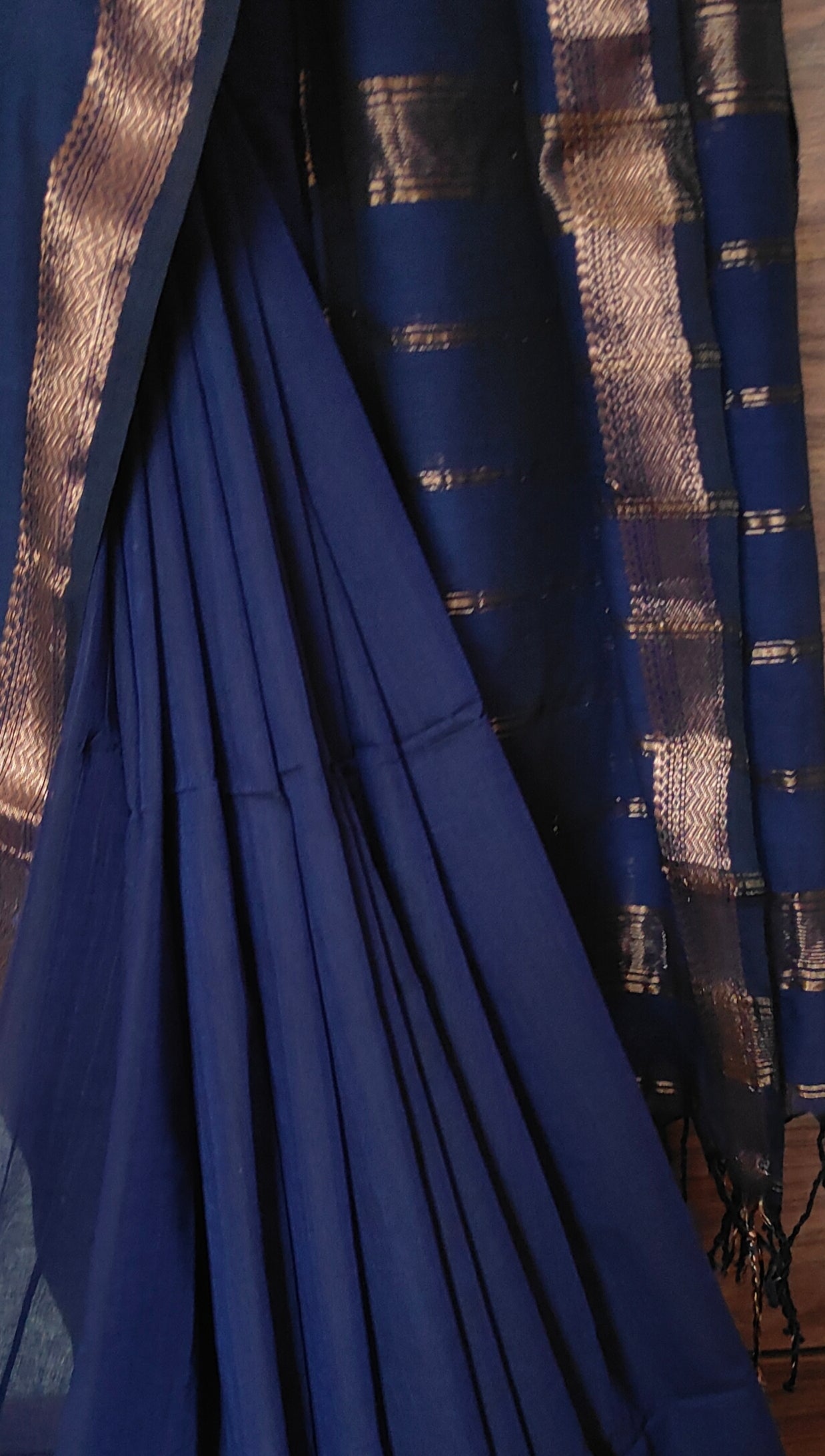 Thin Traditional Zari Border Navy Blue Cotton handloom Saree