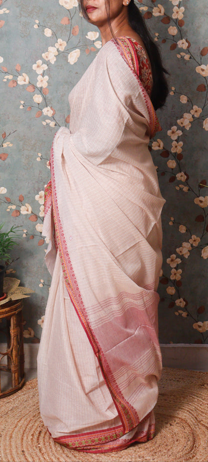 Charulata – Komolini