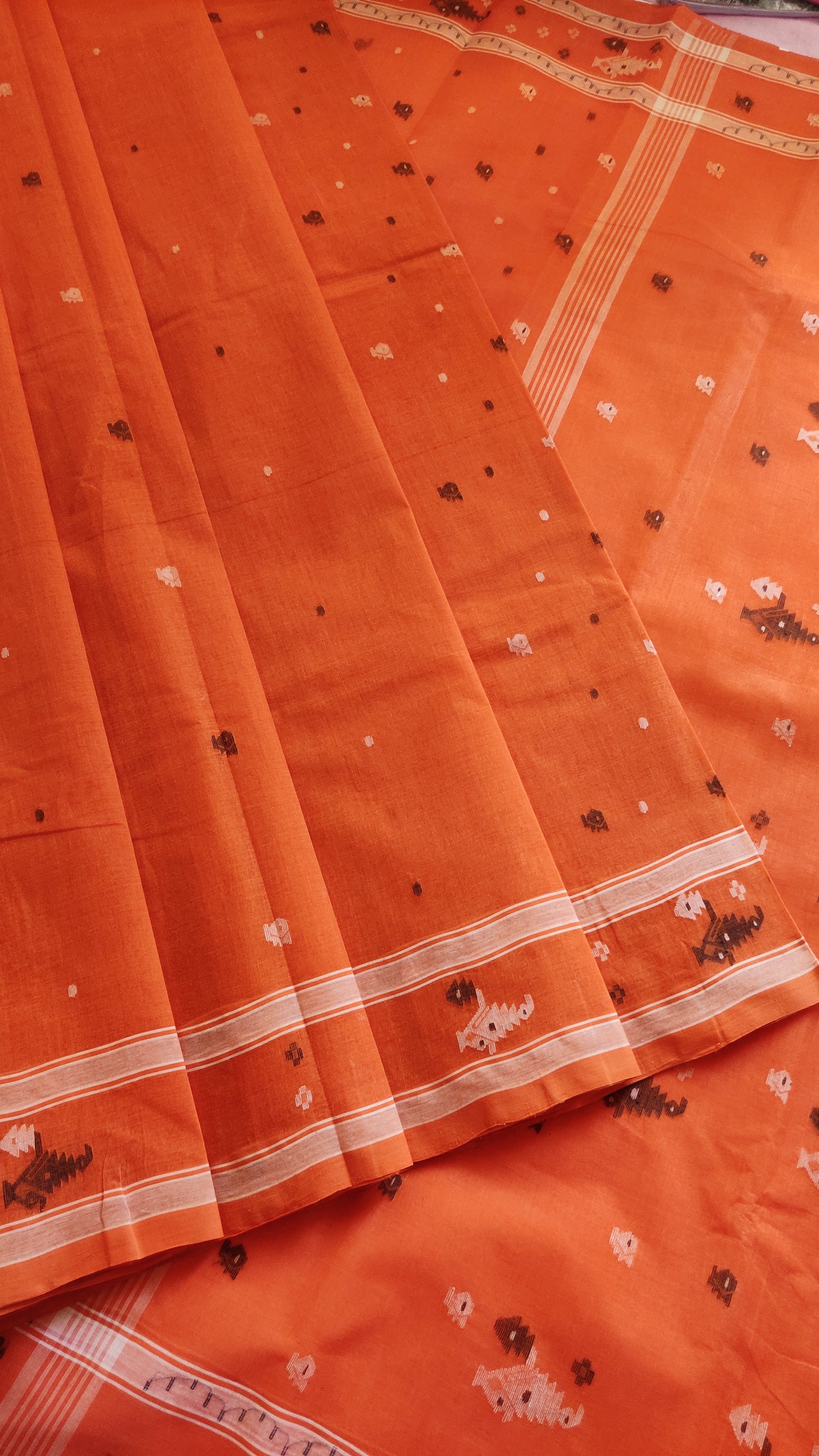 Saanvi – Orange Tant Jamdani Saree