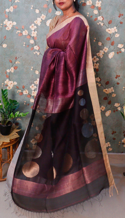 Ritvika – Wine Garnet