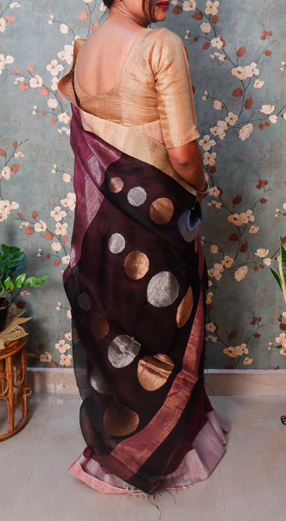 Ritvika – Wine Garnet