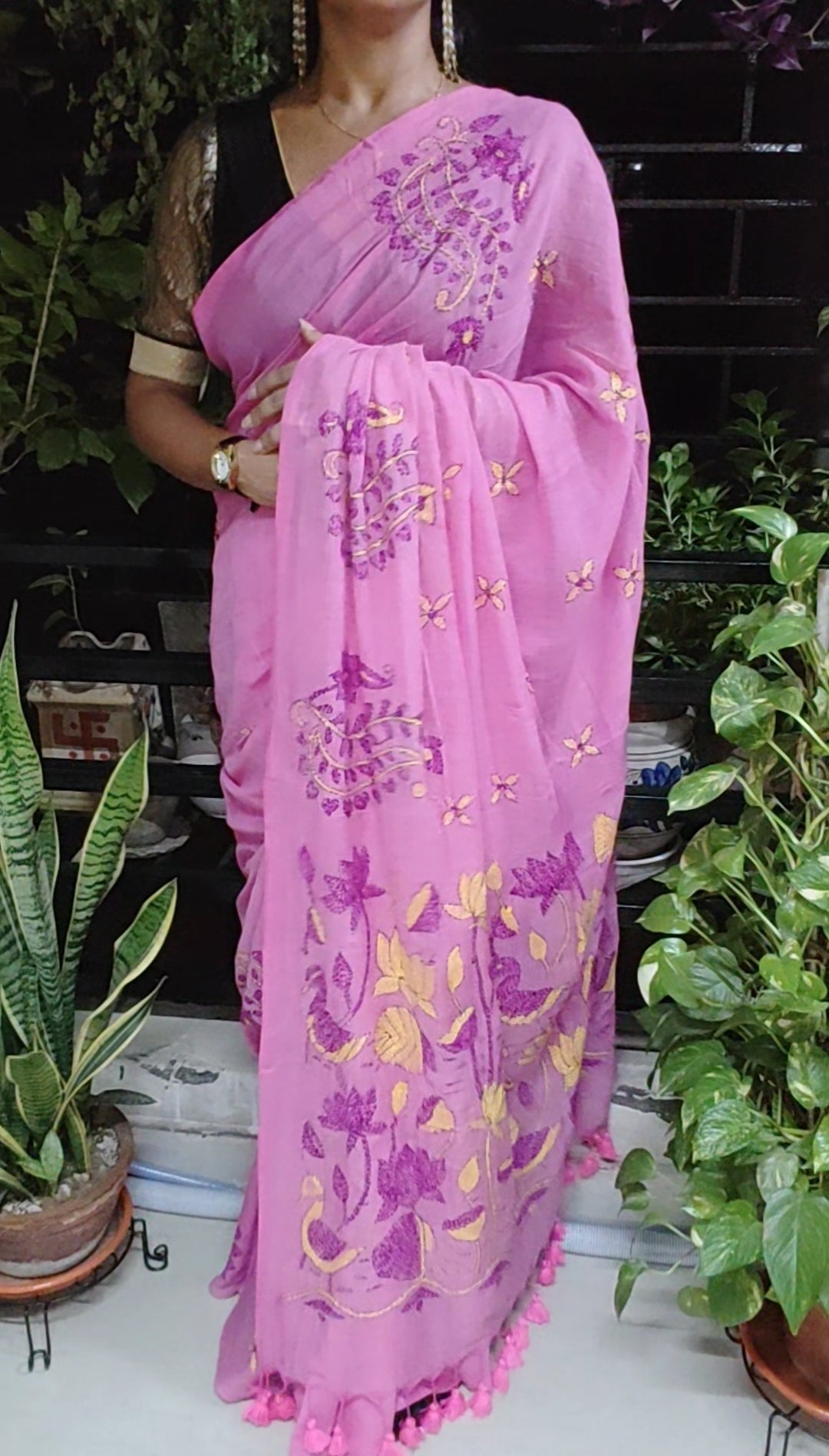 Handmade Kantha Stitch Done Pink Mul Cotton Saree - S036