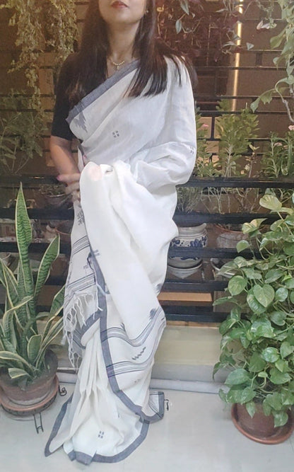 Black thread Temple work done White Soft Linen Handloom Saree