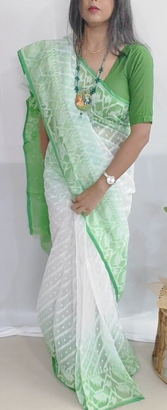 Leherika – Hari Dhara