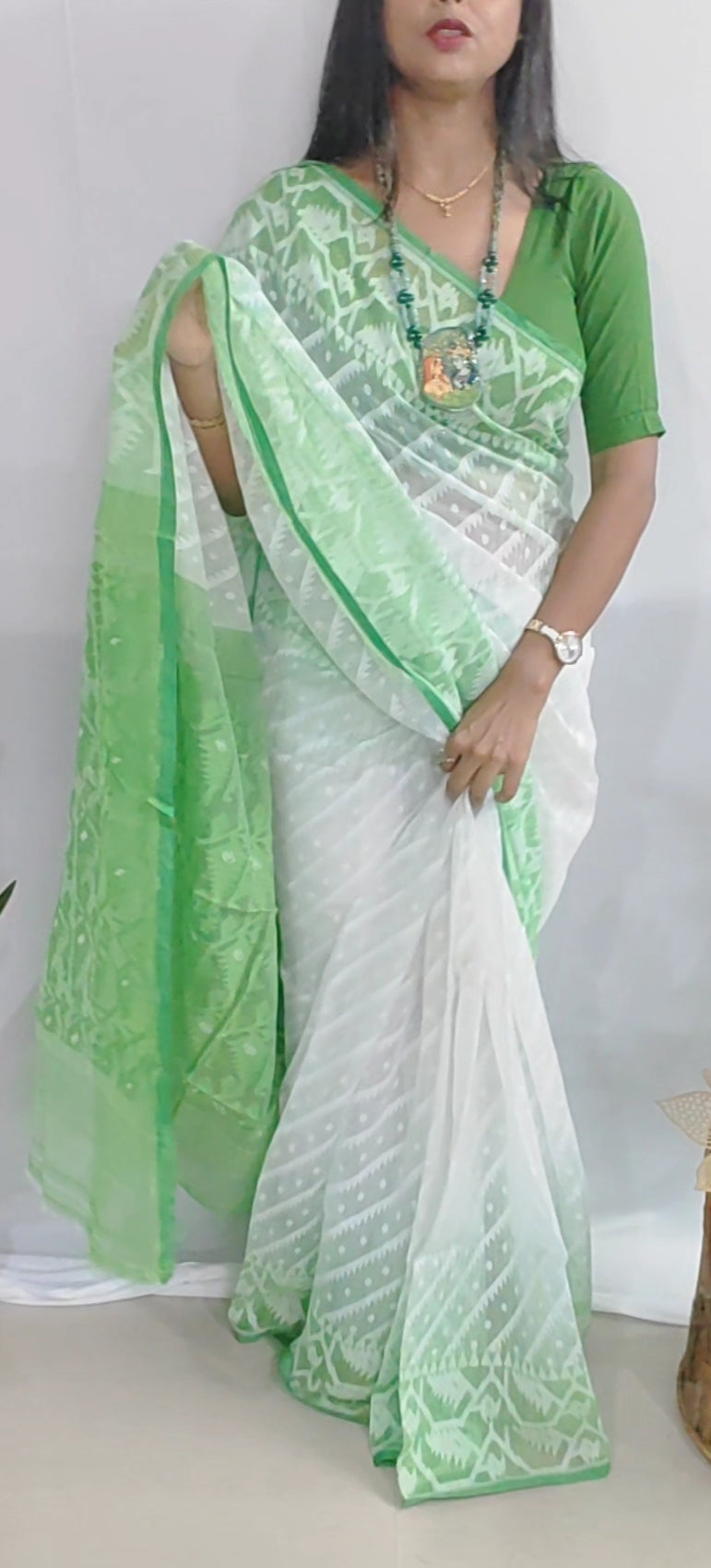 Leherika – Hari Dhara
