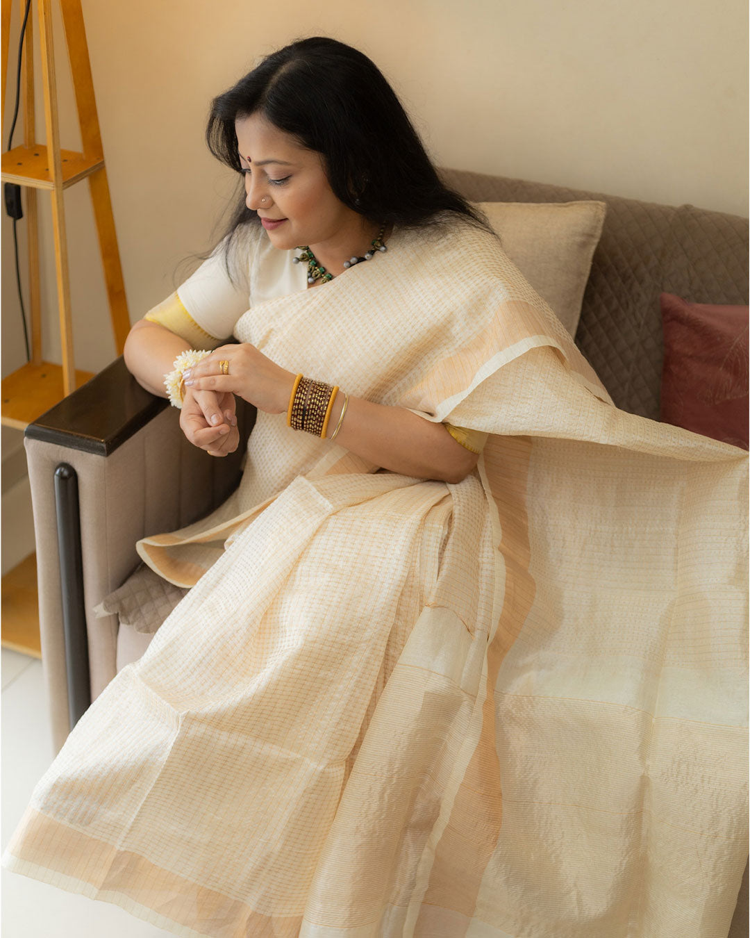 Kanakprabha – Ivory Gold