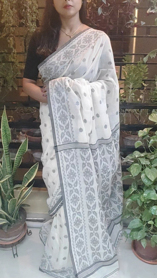 Off-White Soft Cotton Handloom Saree having threaded floral butas done