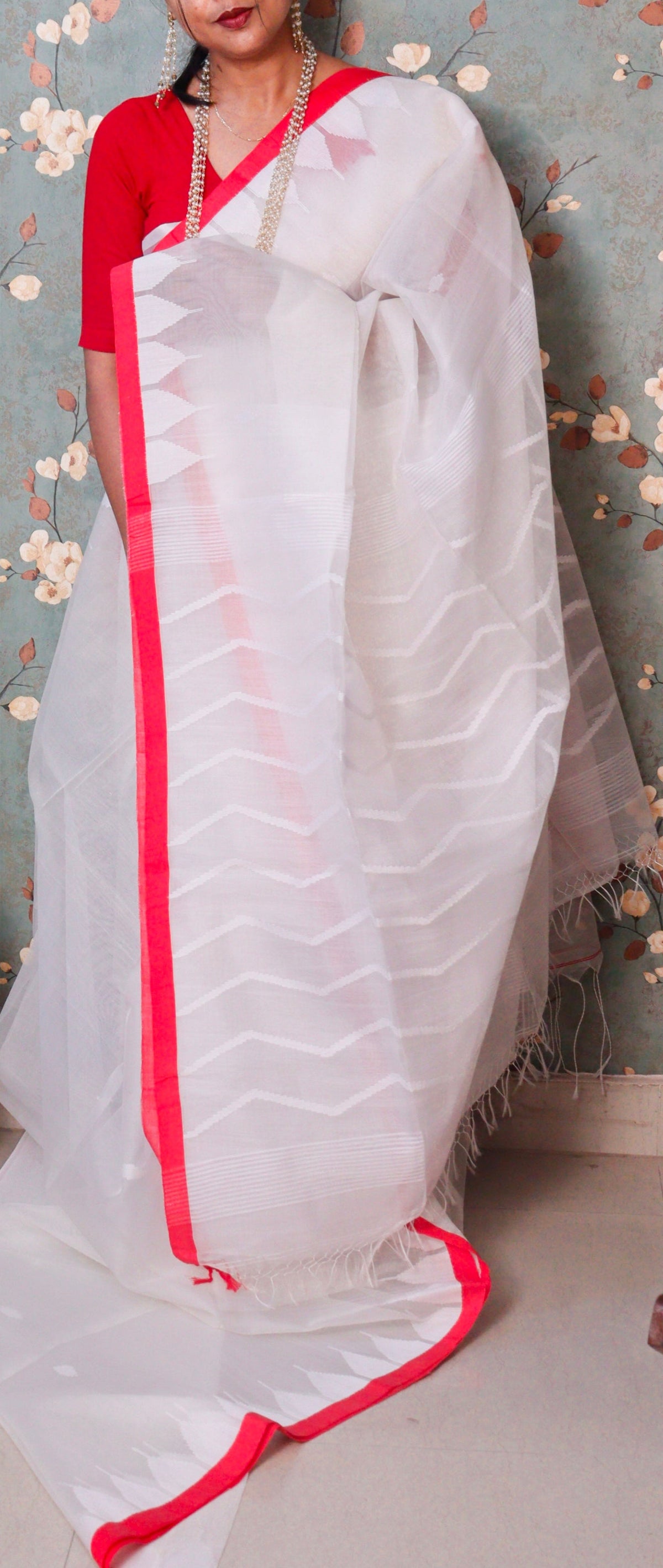 Devalika – Ivory Vermilion